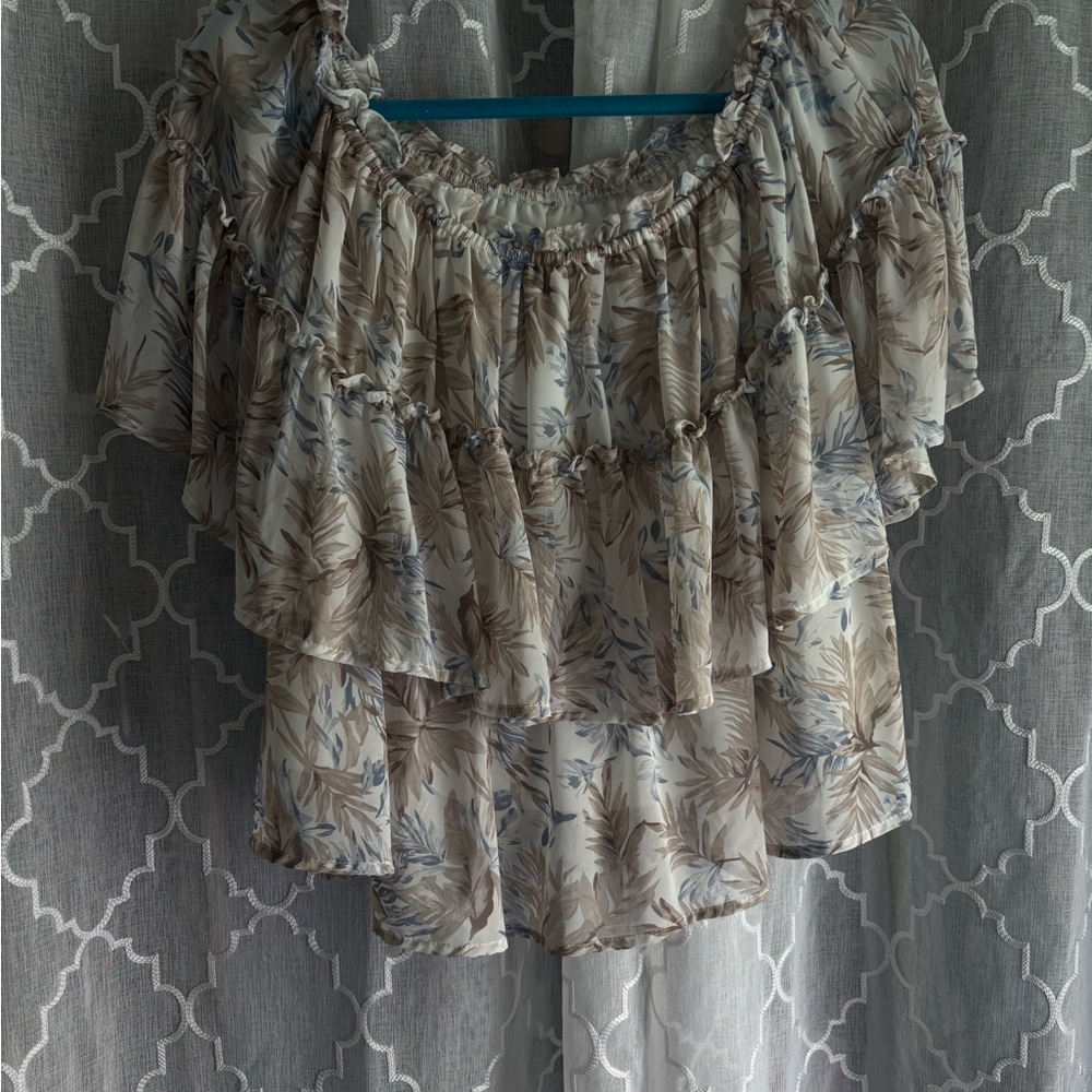 Tan and Gray Sleeveless Ruffled Tiered Blouse